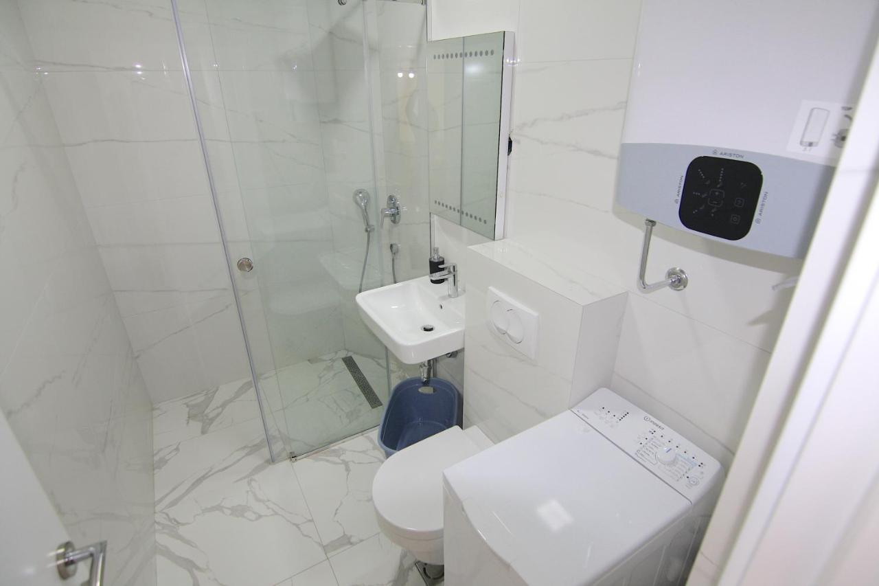 בודווה Apartments Lora Zmajeva, 7 מראה חיצוני תמונה