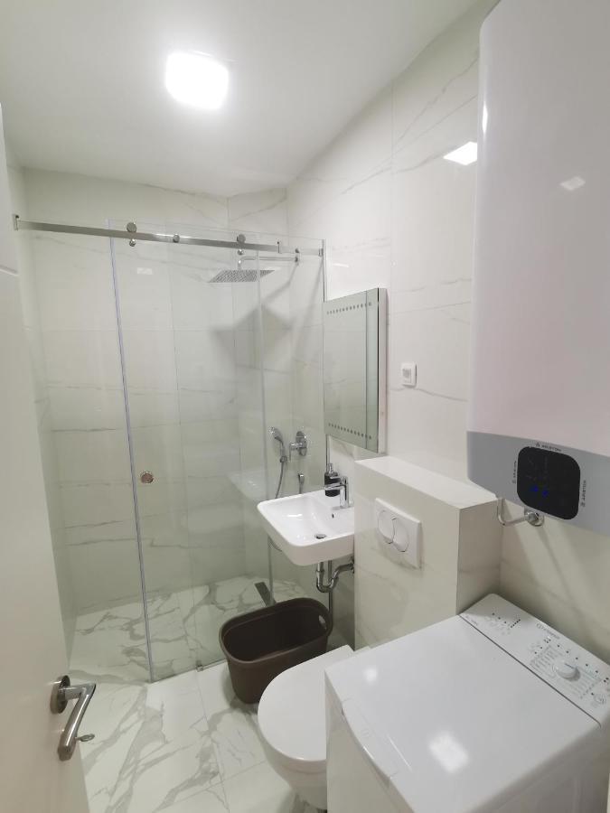 בודווה Apartments Lora Zmajeva, 7 מראה חיצוני תמונה