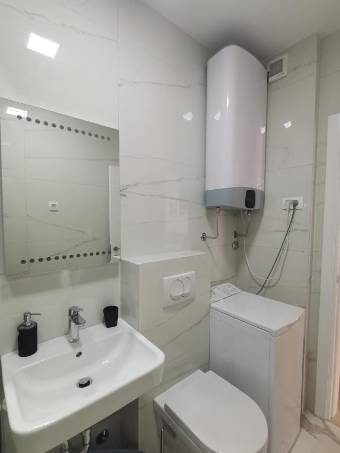 בודווה Apartments Lora Zmajeva, 7 מראה חיצוני תמונה