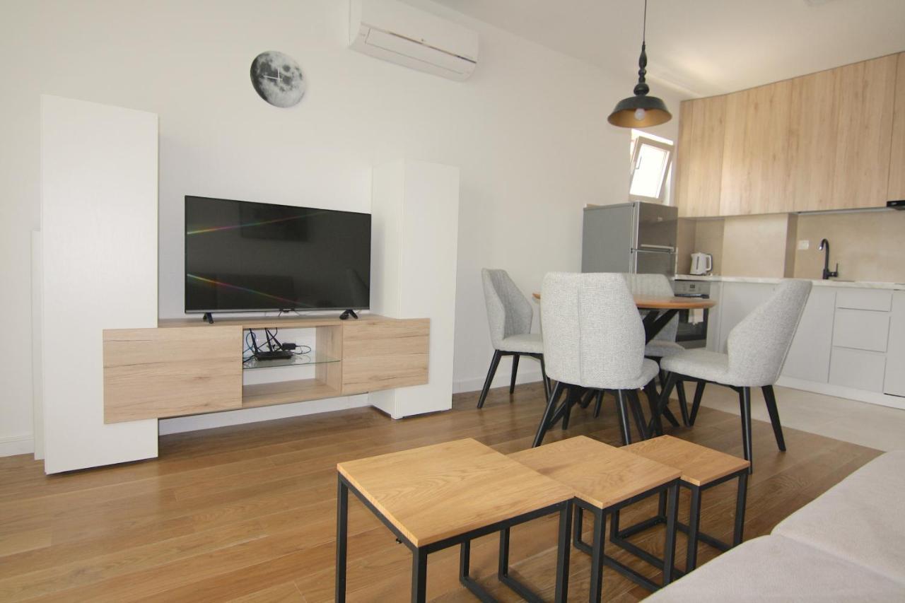 בודווה Apartments Lora Zmajeva, 7 מראה חיצוני תמונה