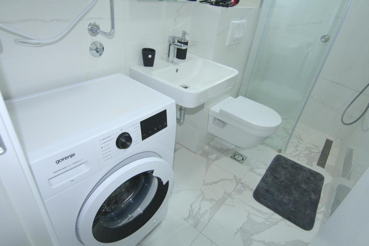 בודווה Apartments Lora Zmajeva, 7 מראה חיצוני תמונה