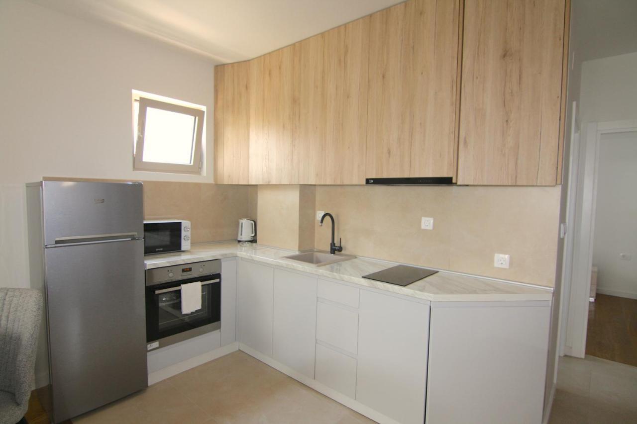 בודווה Apartments Lora Zmajeva, 7 מראה חיצוני תמונה